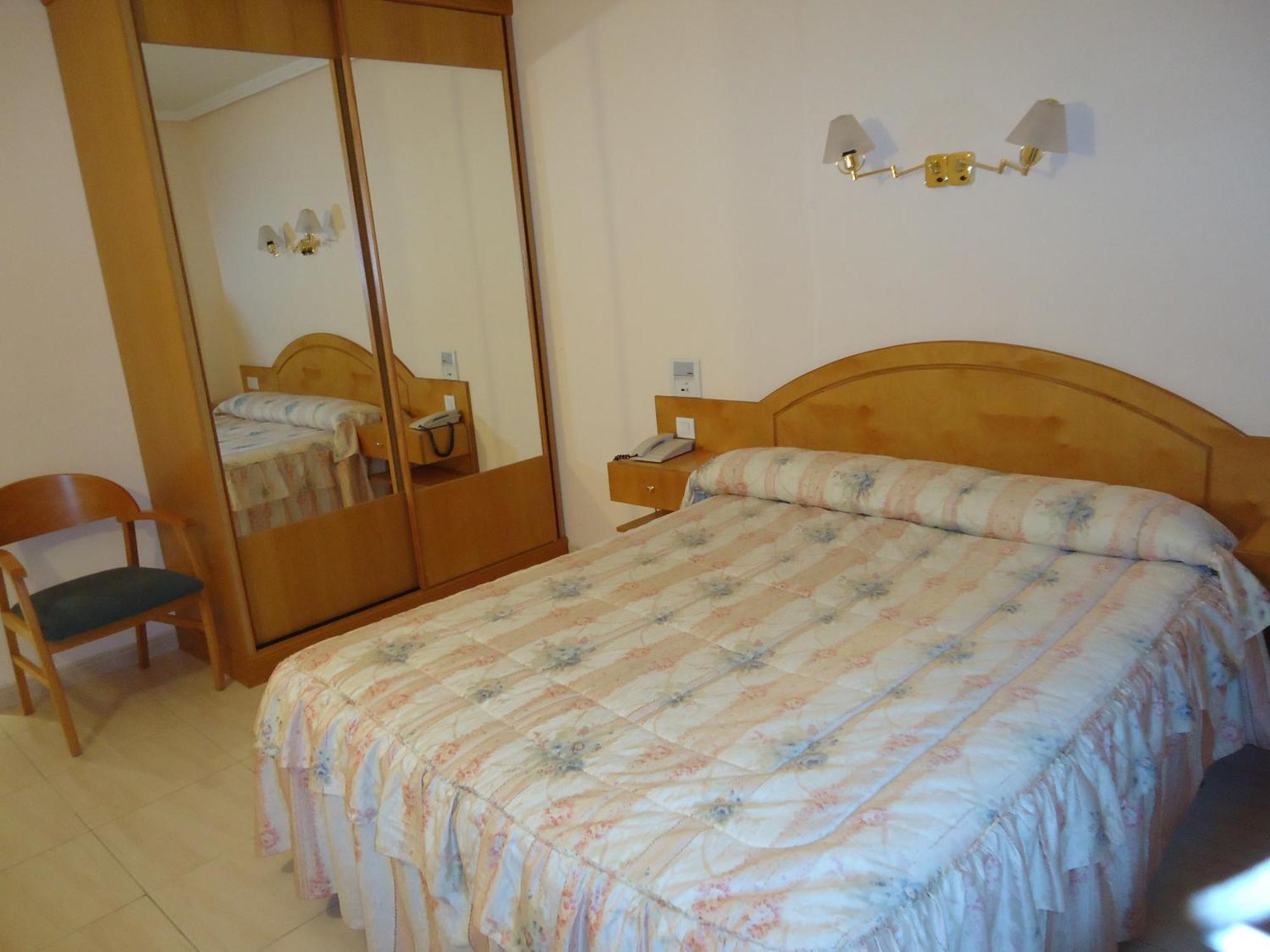Hotel Silos 2000 Santo Domingo De Silos Ngoại thất bức ảnh