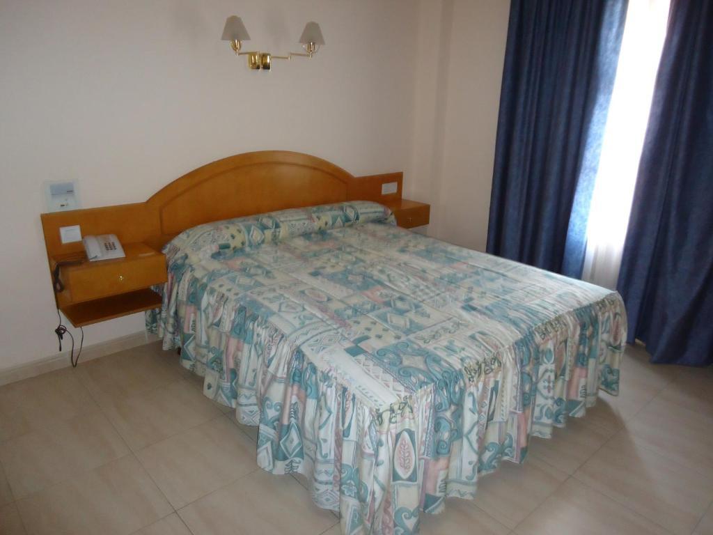Hotel Silos 2000 Santo Domingo De Silos Phòng bức ảnh